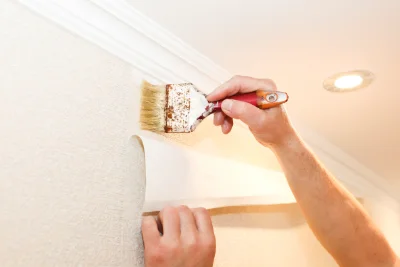 Pose de papier peint à Perroy — revêtements muraux et toiles de verre